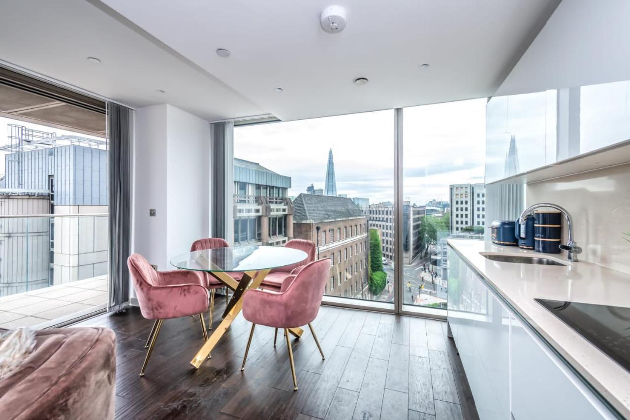 Luxury 2 Bedroom Apartment In Tower Hill ロンドン エクステリア 写真
