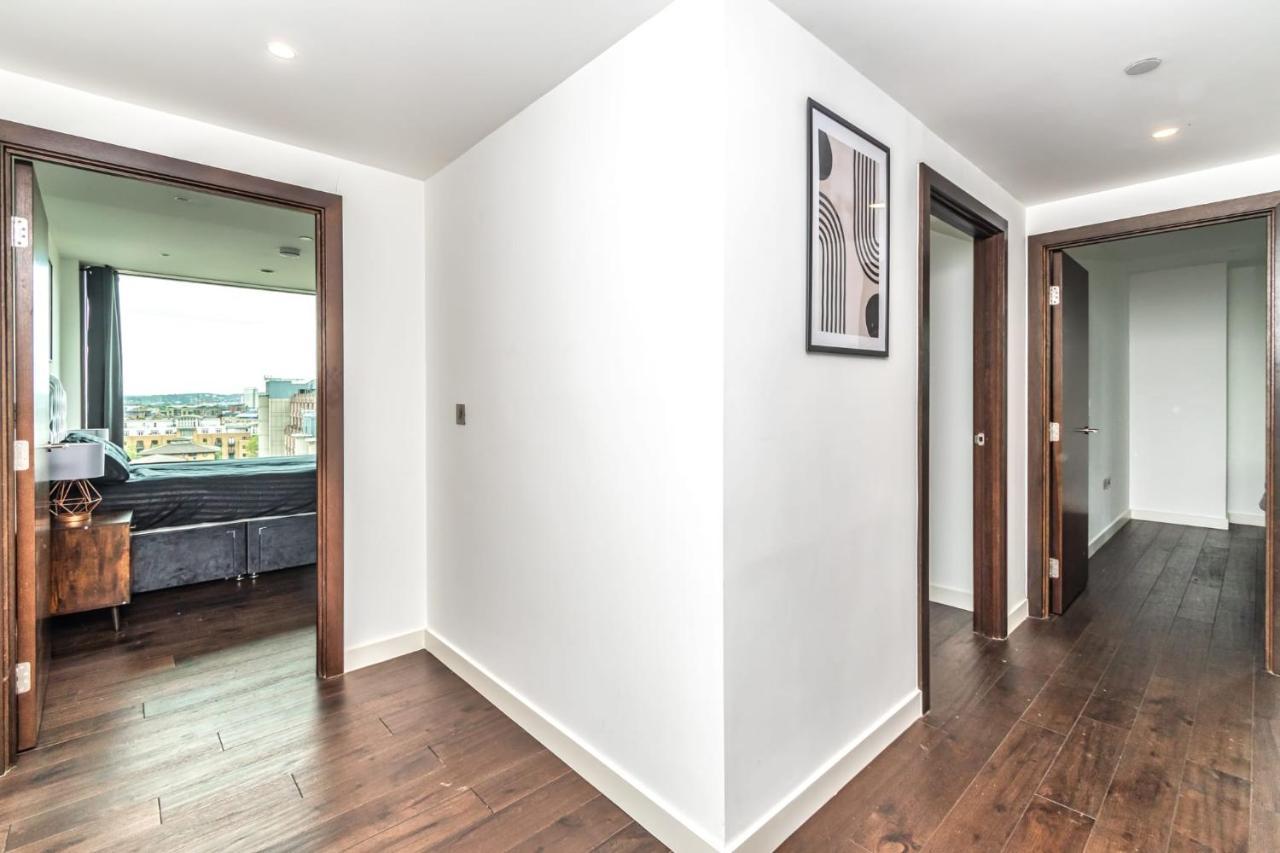 Luxury 2 Bedroom Apartment In Tower Hill ロンドン エクステリア 写真
